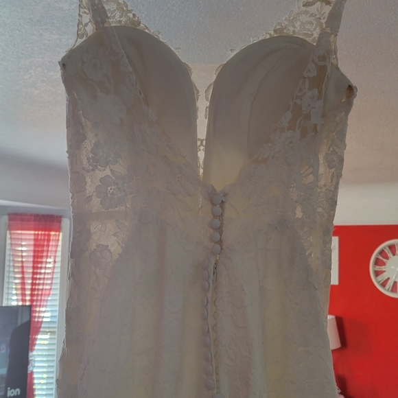 Martina iliana wedding dress - Picture 1 of 5